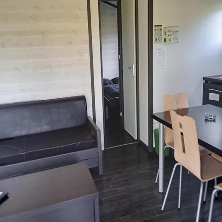 Spacious For 6 In